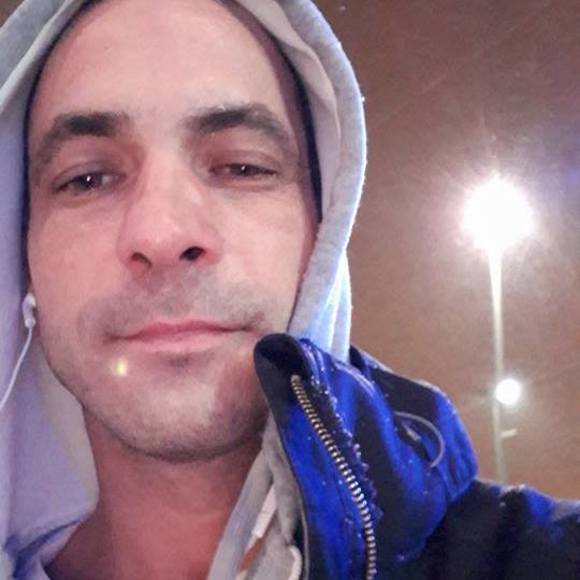 Meet your Posher, Stephane - Picture 1 of 1